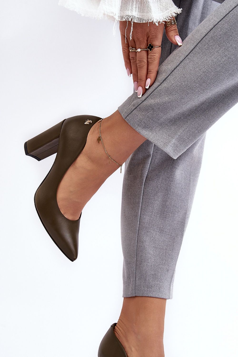  Lodičky na sloupku model 188524 Step in style 