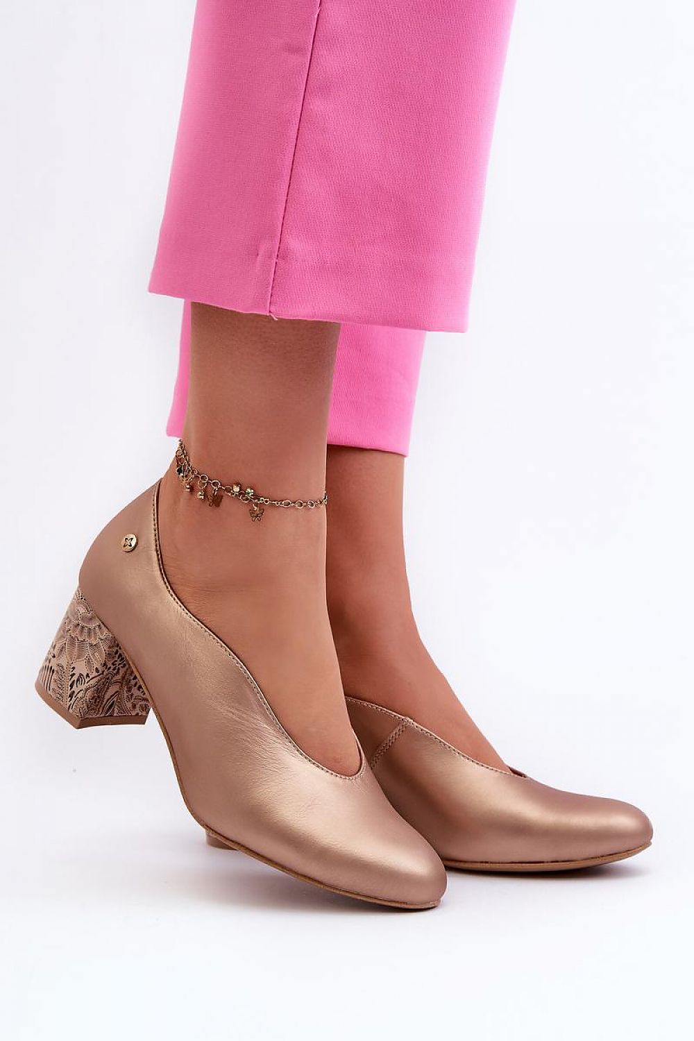  Lodičky na sloupku model 198121 Step in style 