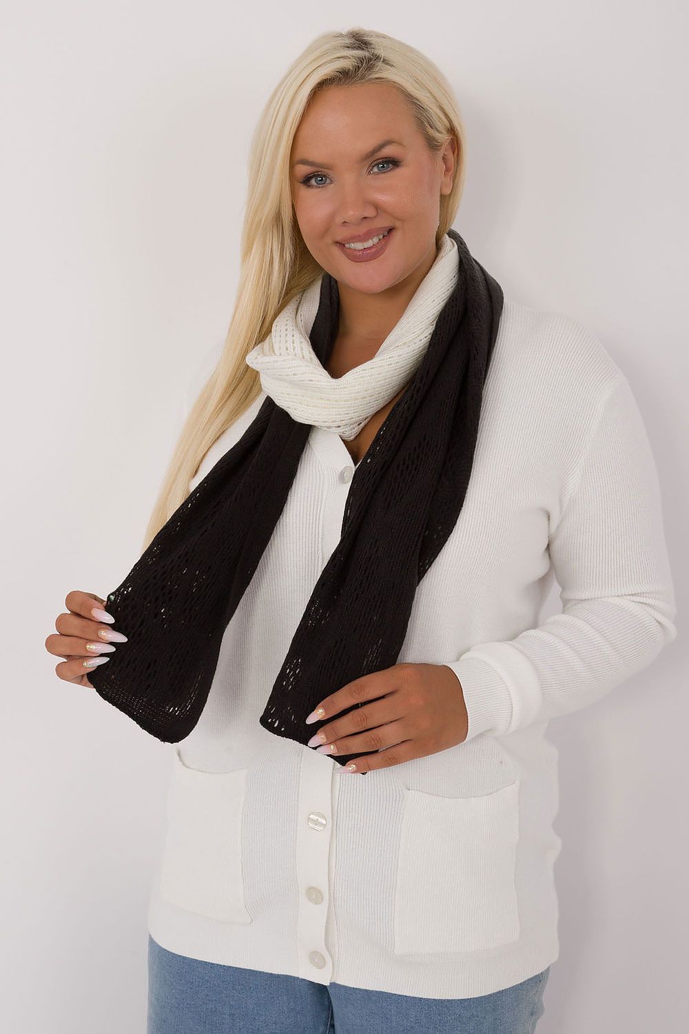  Šála  model 200848 AT 