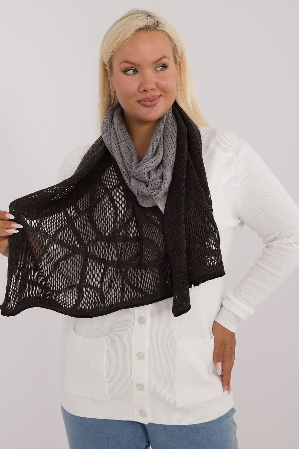  Šála  model 200849 AT 