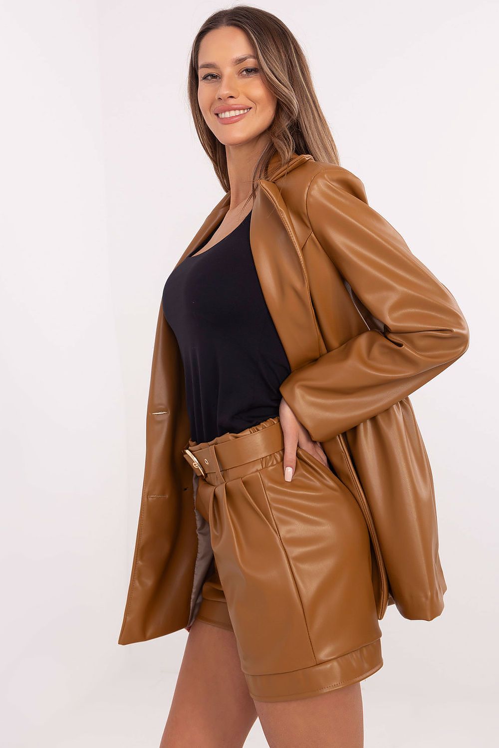 Kraťasy  model 203943 Italy Moda 