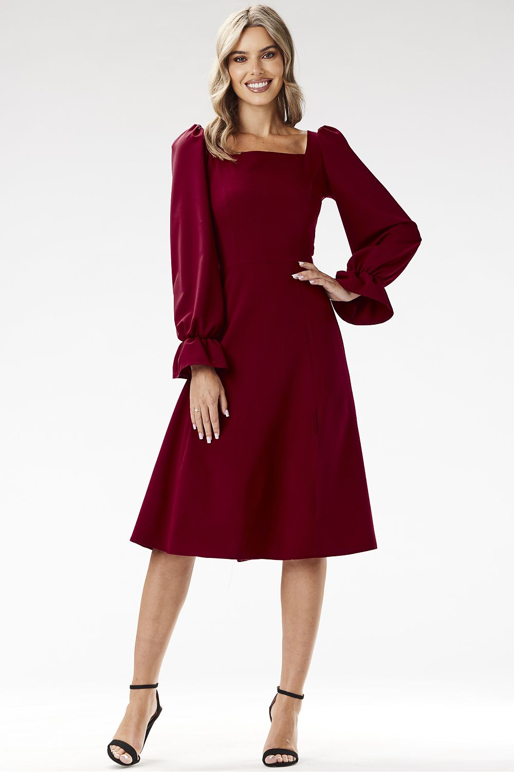  Společenské šaty  model 204267 awama 