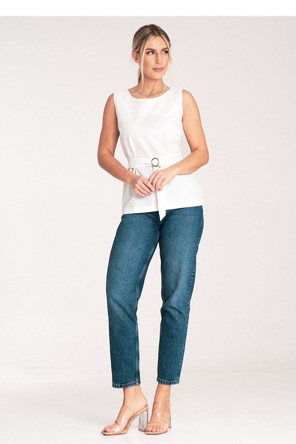  Halenka  model 204321 Figl 