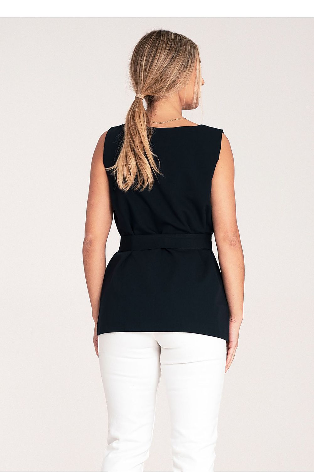  Halenka  model 204322 Figl 