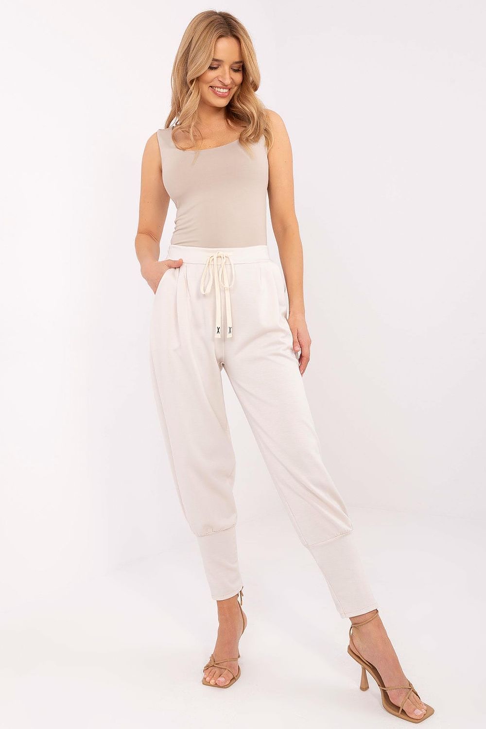  Teplákové kalhoty model 208158 Italy Moda 