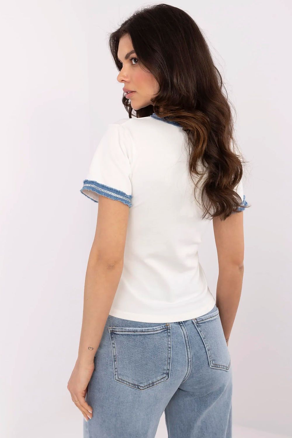  Halenka  model 210124 NM 
