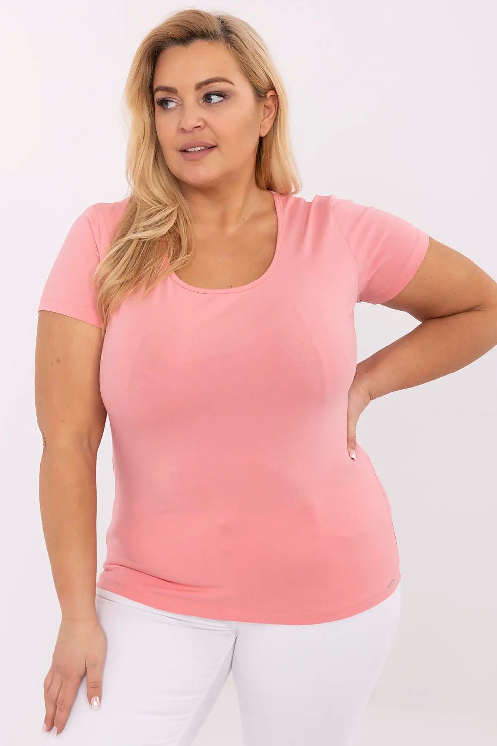  T-shirt plus size model 211770 Relevance 