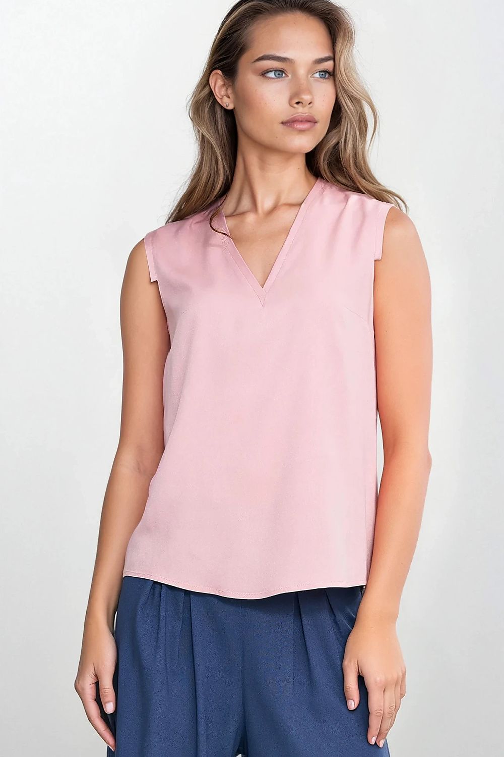  Halenka  model 213983 Nife 