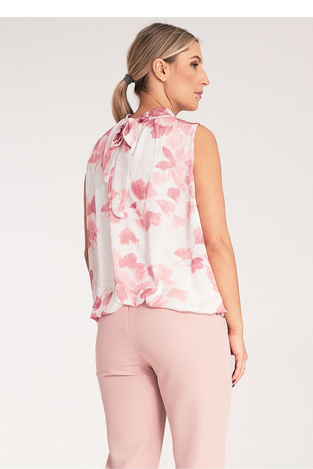  Halenka  model 214890 Figl 