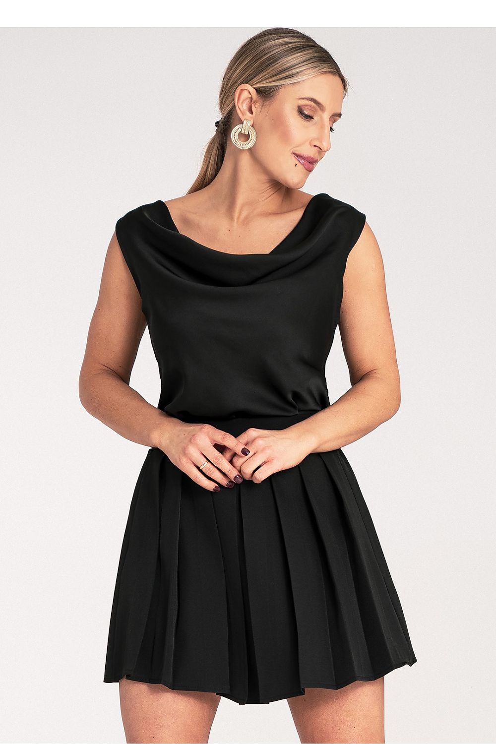  Halenka  model 214898 Figl 