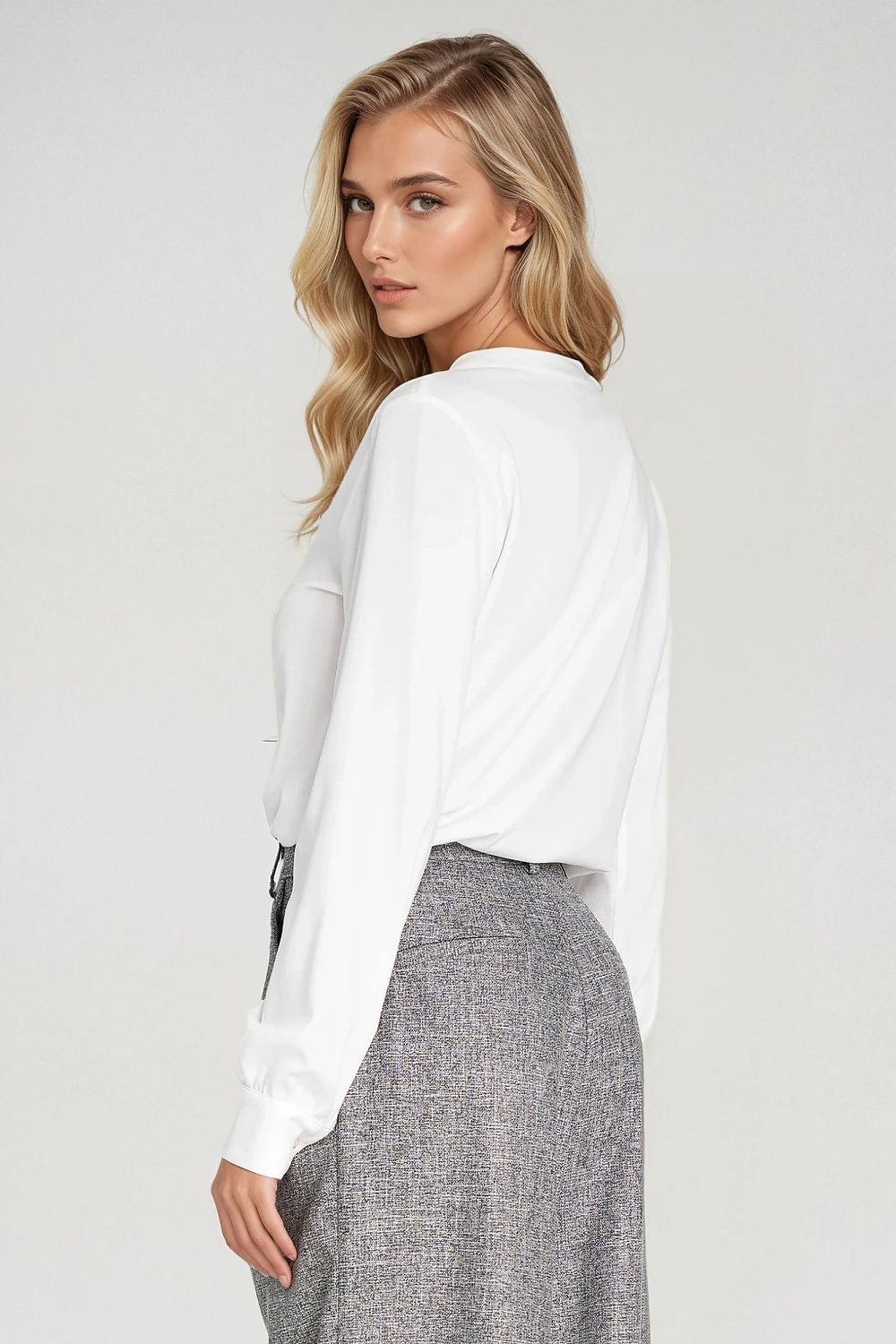  Halenka  model 217582 Nife 