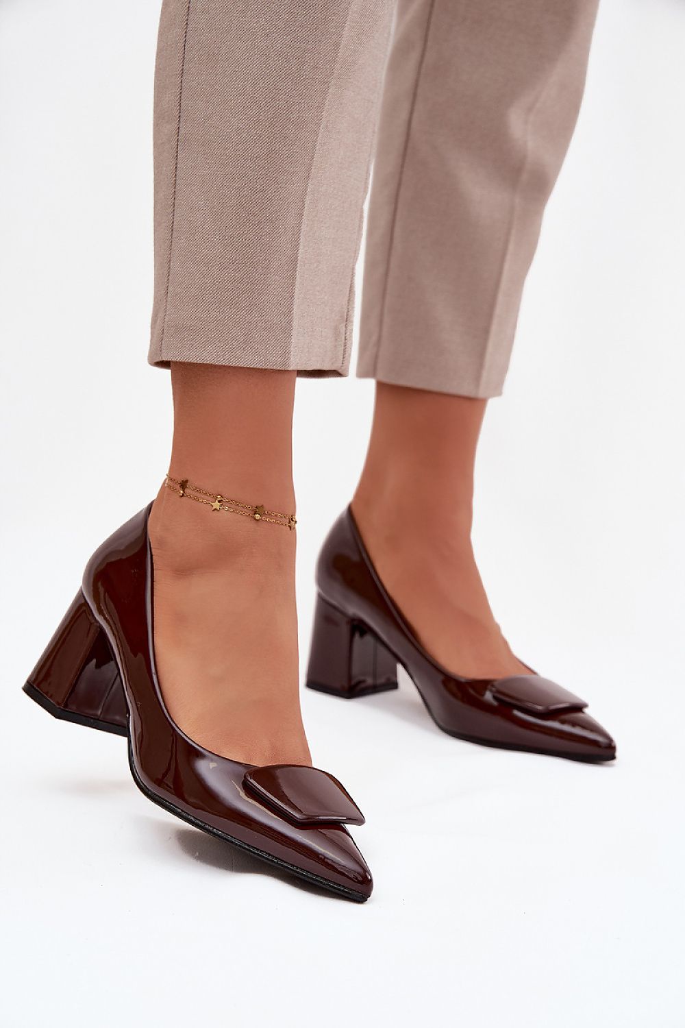  Lodičky na sloupku model 220885 Step in style 