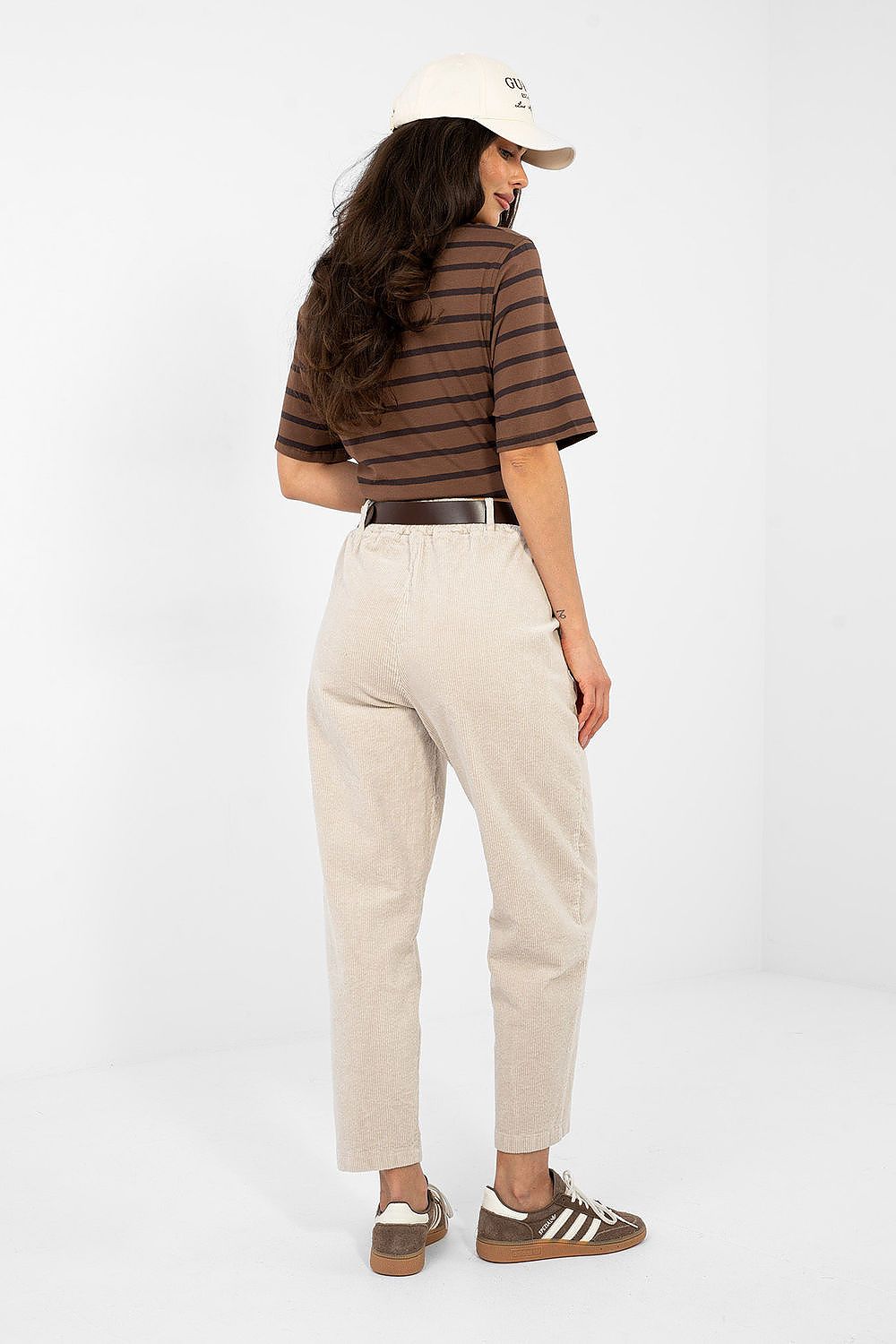  Kordové kalhoty model 224053 Italy Moda 