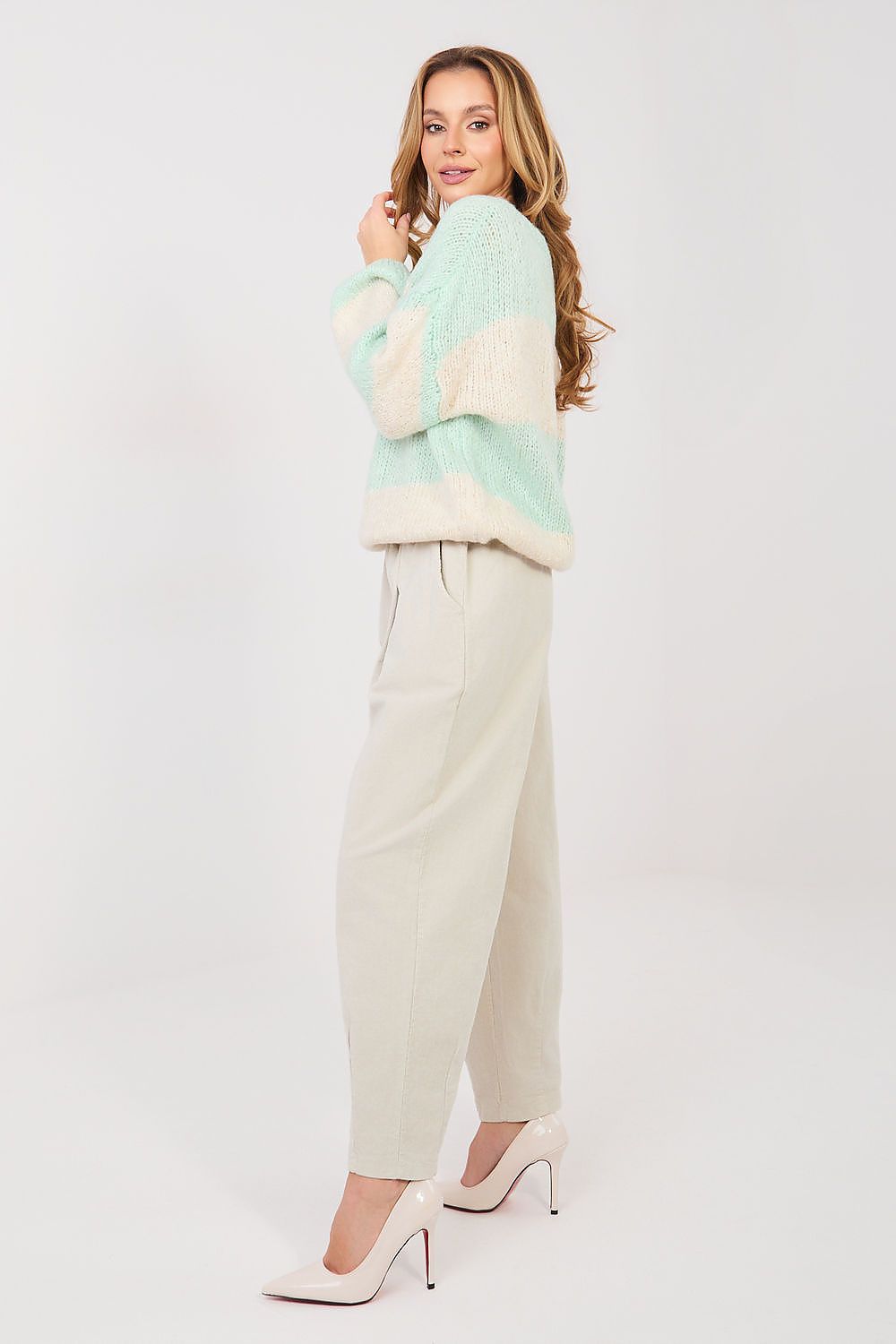  Kordové kalhoty model 224386 Italy Moda 