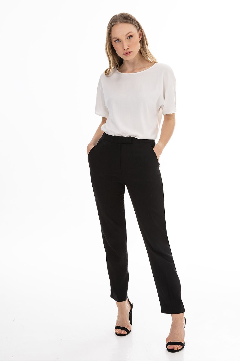  Dámské kalhoty  model 225297 awama 