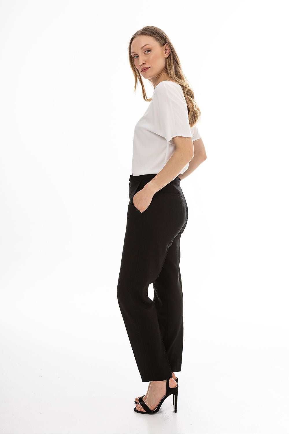  Dámské kalhoty  model 225297 awama 