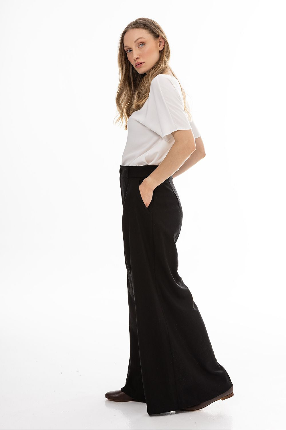  Dámské kalhoty  model 225300 awama 