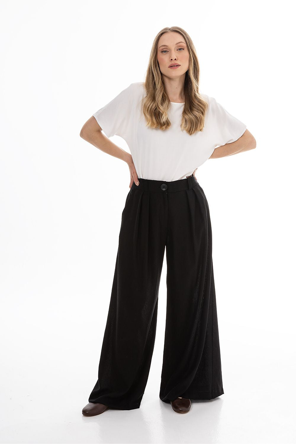  Dámské kalhoty  model 225300 awama 