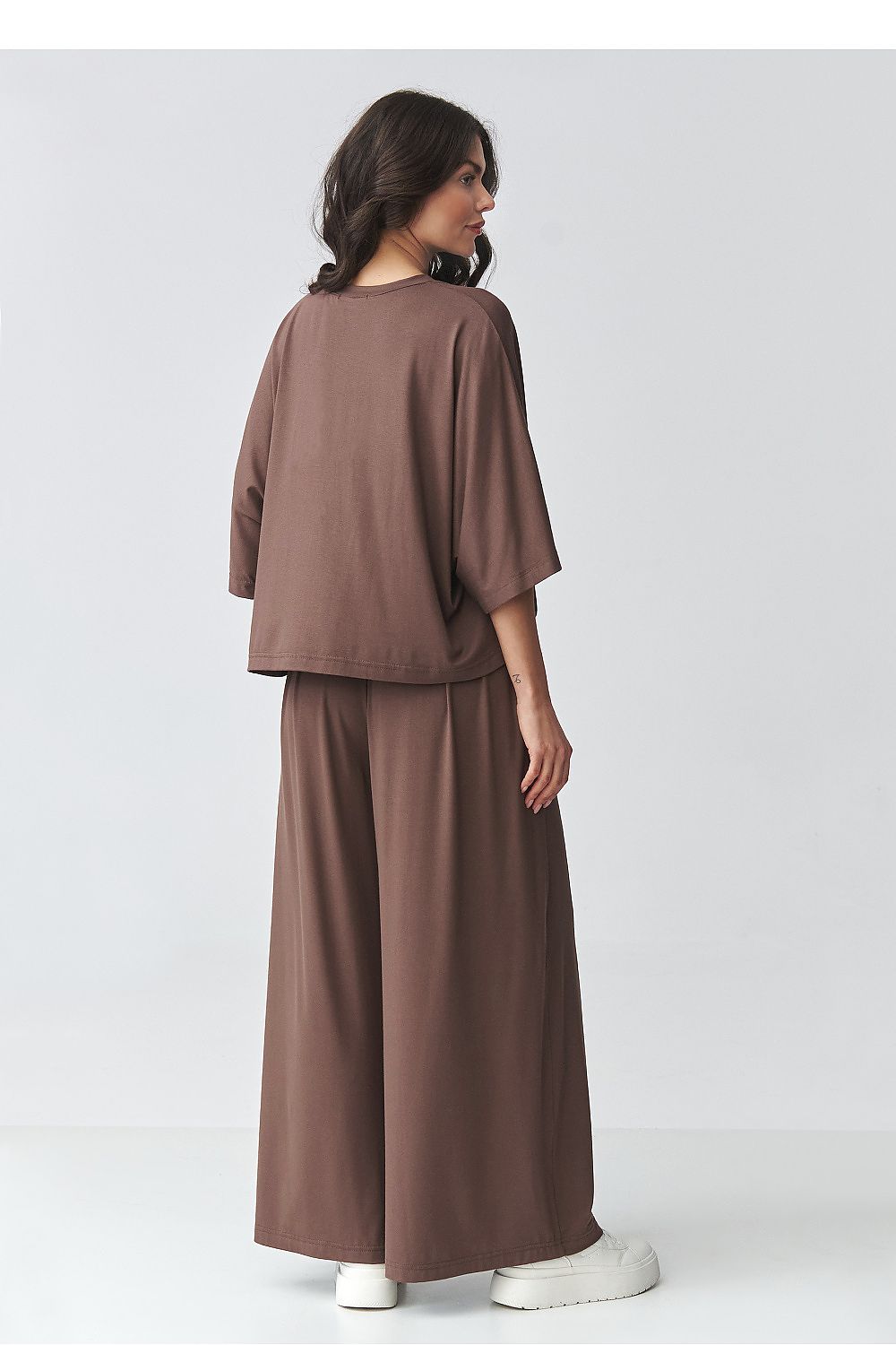  Sada model 225655 Makadamia 