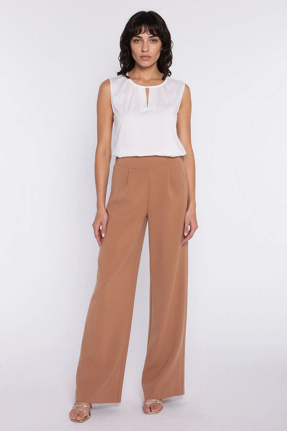  Halenka  model 225833 Nife 