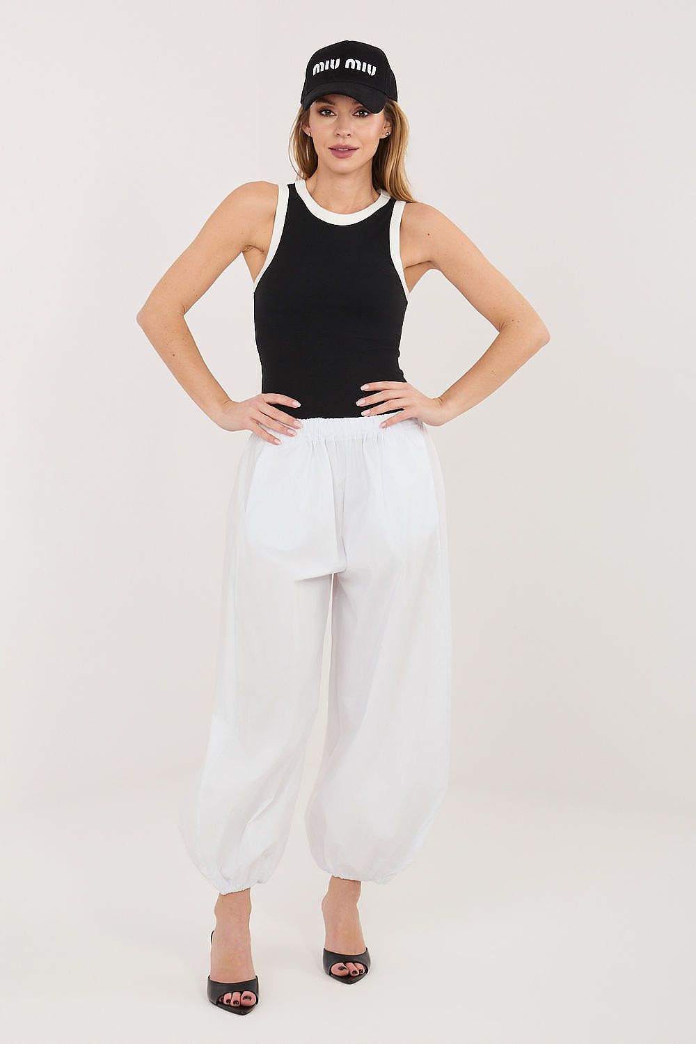  Dámské kalhoty  model 225855 Rue Paris 