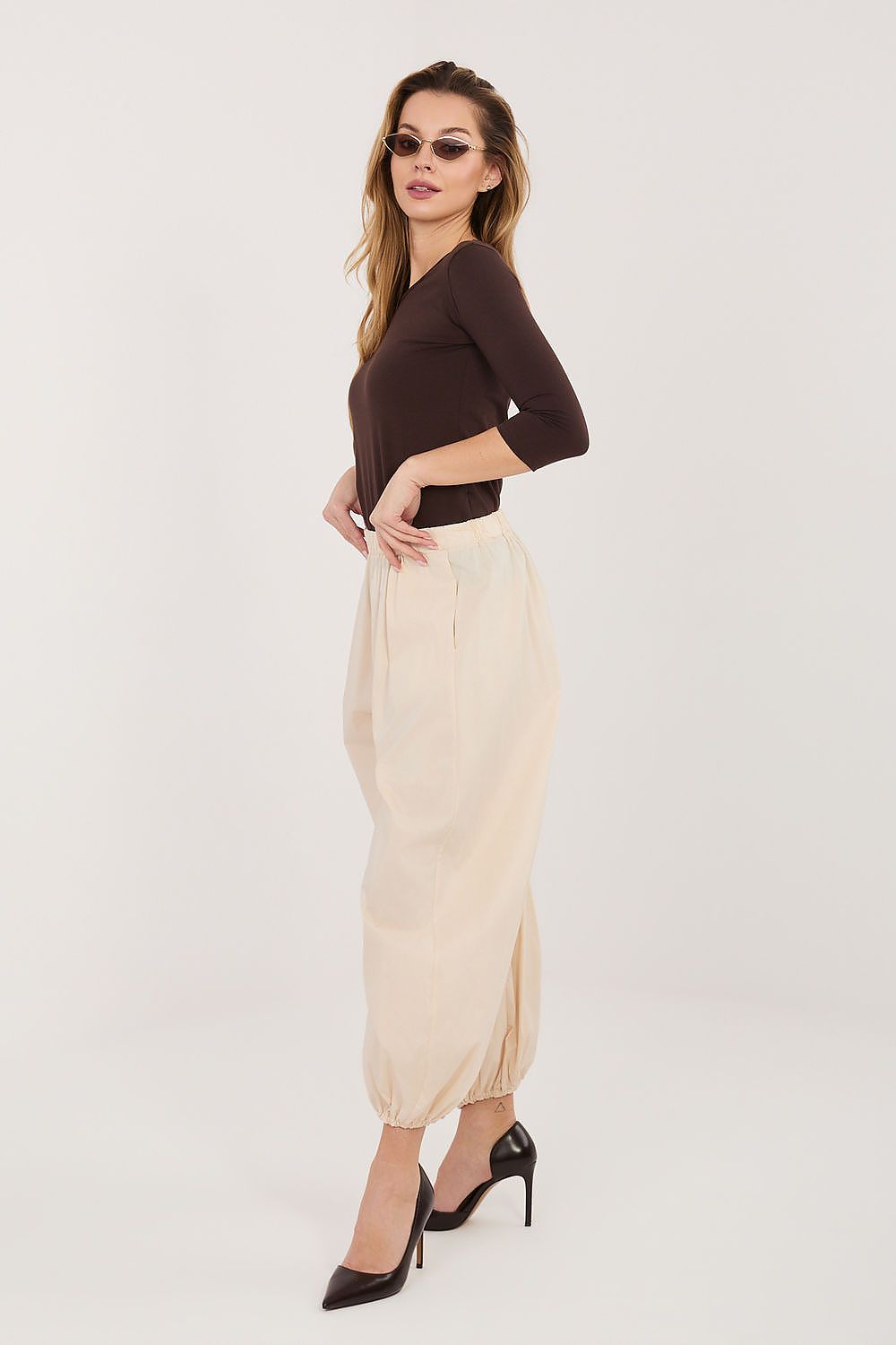  Dámské kalhoty  model 225857 Rue Paris 
