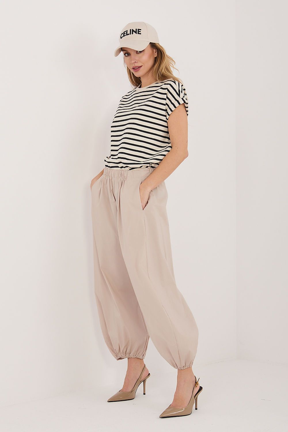  Dámské kalhoty  model 225860 Rue Paris 