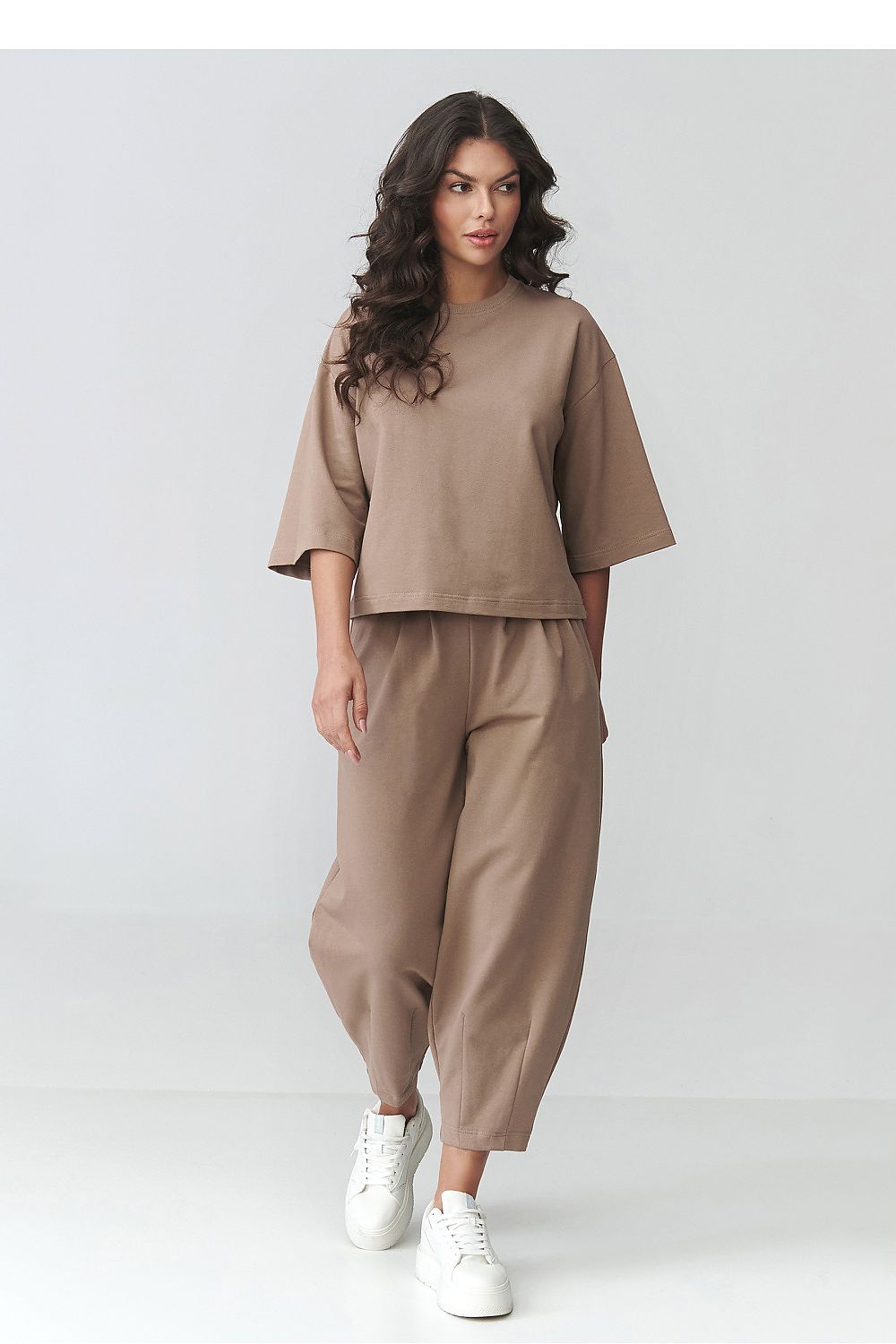  Sada model 226811 Makadamia 