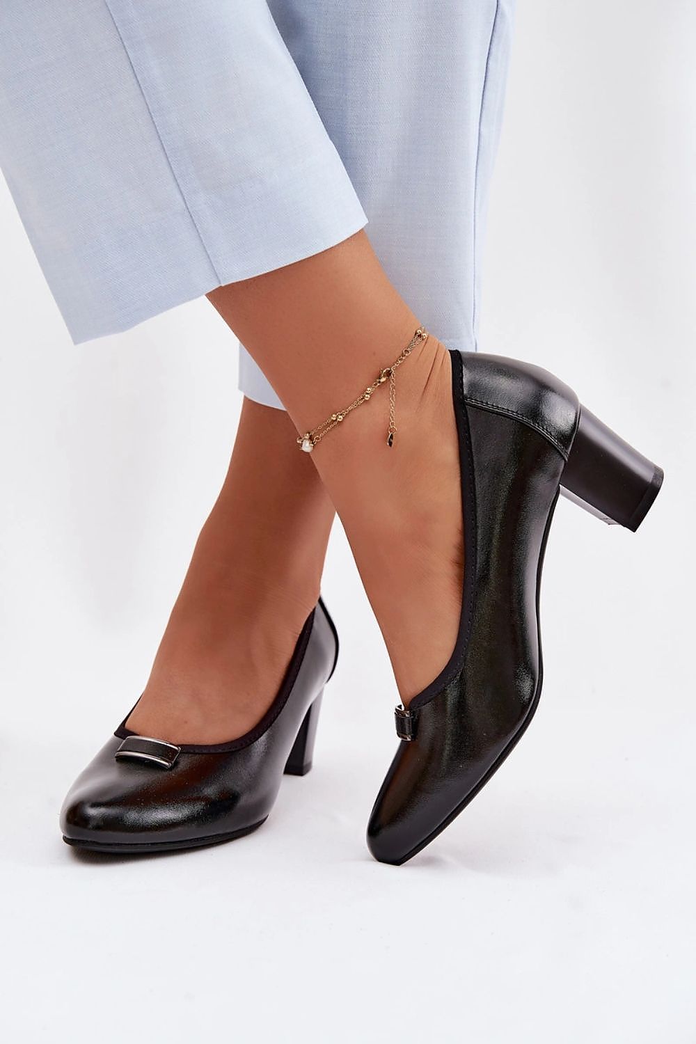  Lodičky na sloupku model 227171 Step in style 