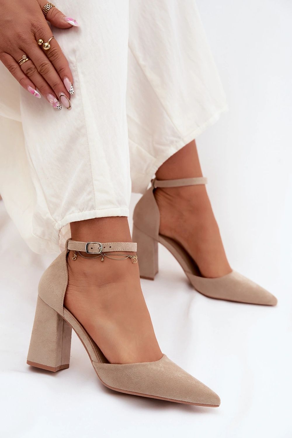  Lodičky na sloupku model 227161 Step in style 