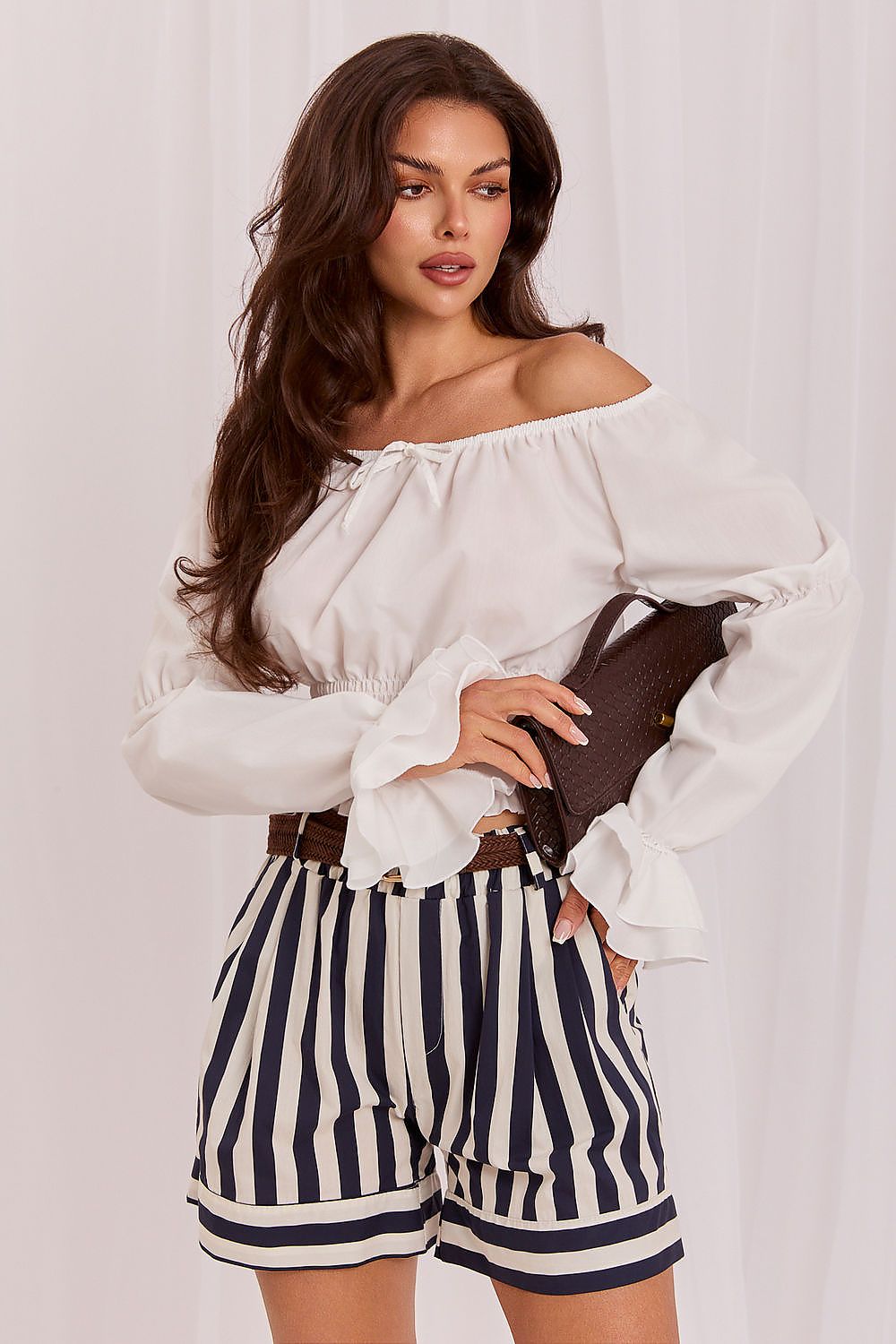  Halenka  model 230431 Lakerta 
