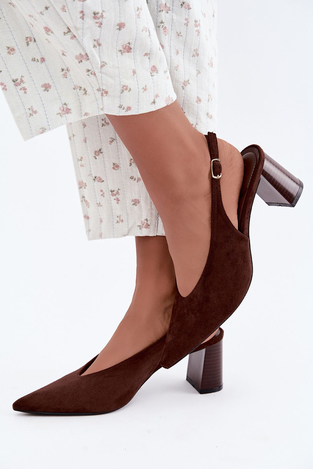  Lodičky na sloupku model 230728 Step in style 