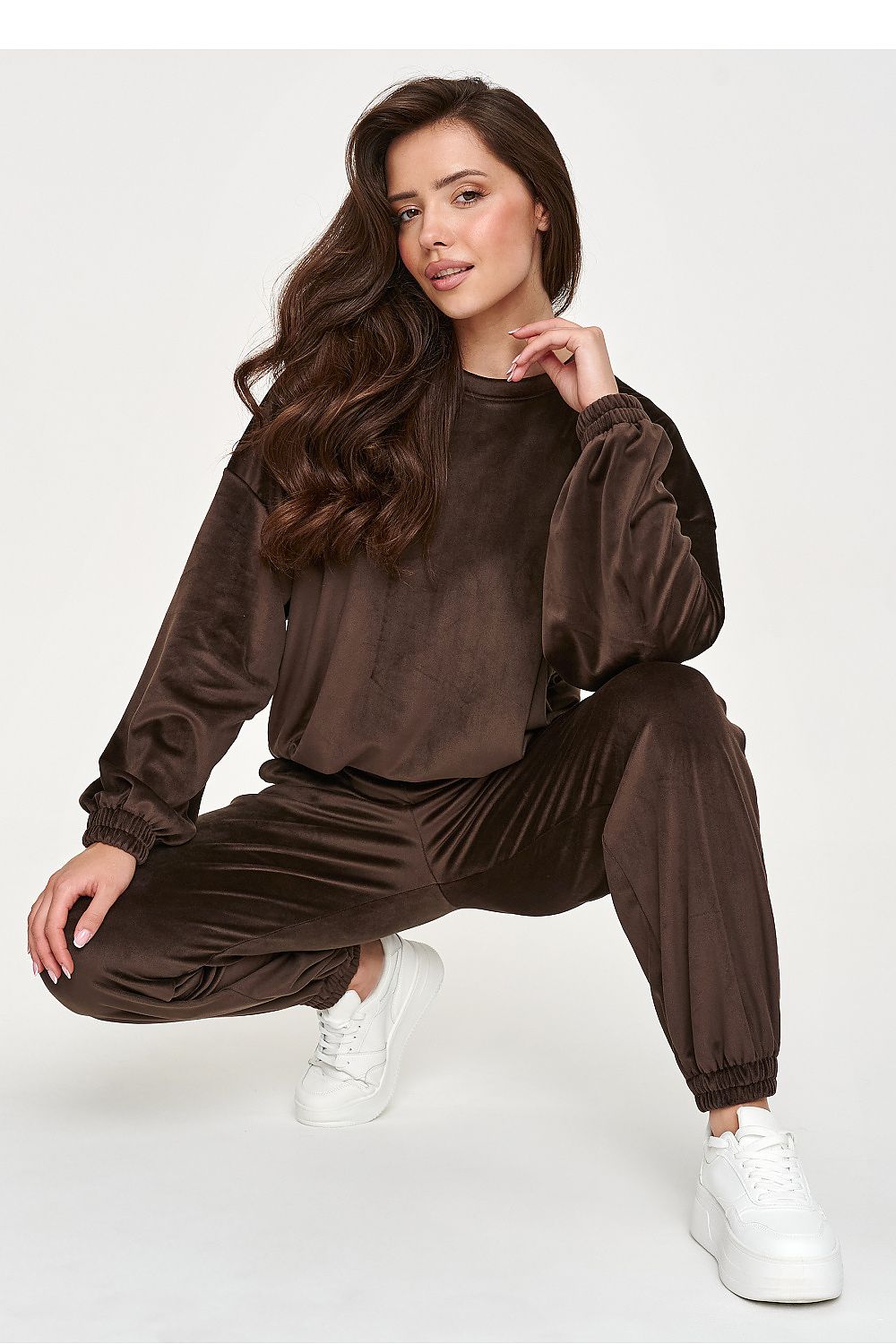  Sada model 230824 Makadamia 