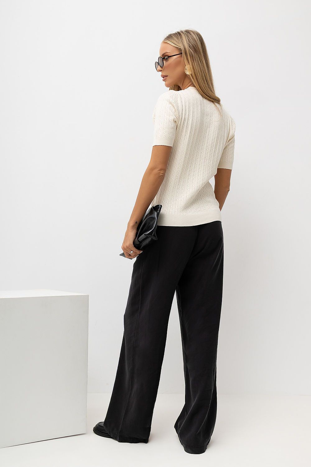  Svetr s krátkým rukávem  model 230895 Italy Moda 