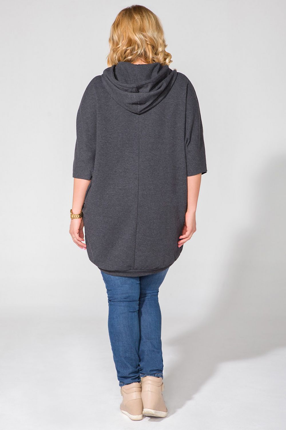  Halenka  model 60744 Tessita 