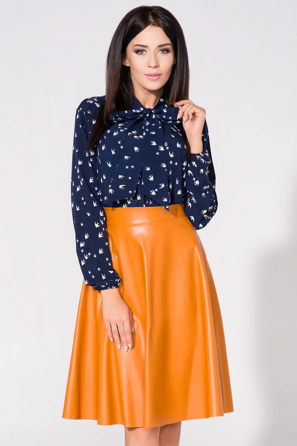  Halenka  model 61679 Tessita 