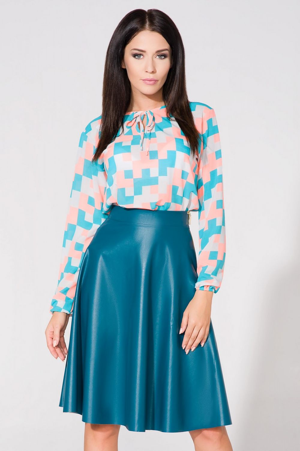  Halenka  model 61682 Tessita 