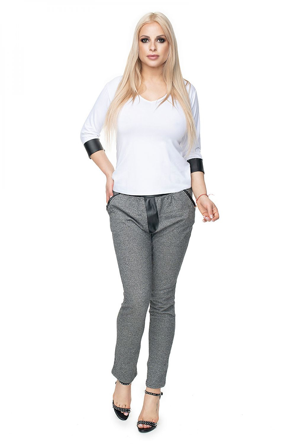  Halenka  model 131593 PeeKaBoo 