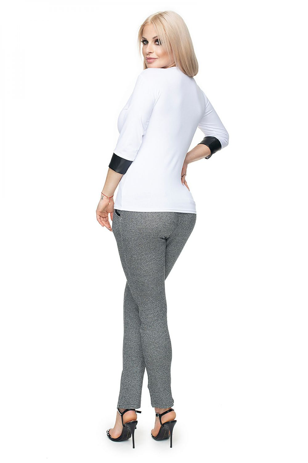  Halenka  model 131593 PeeKaBoo 