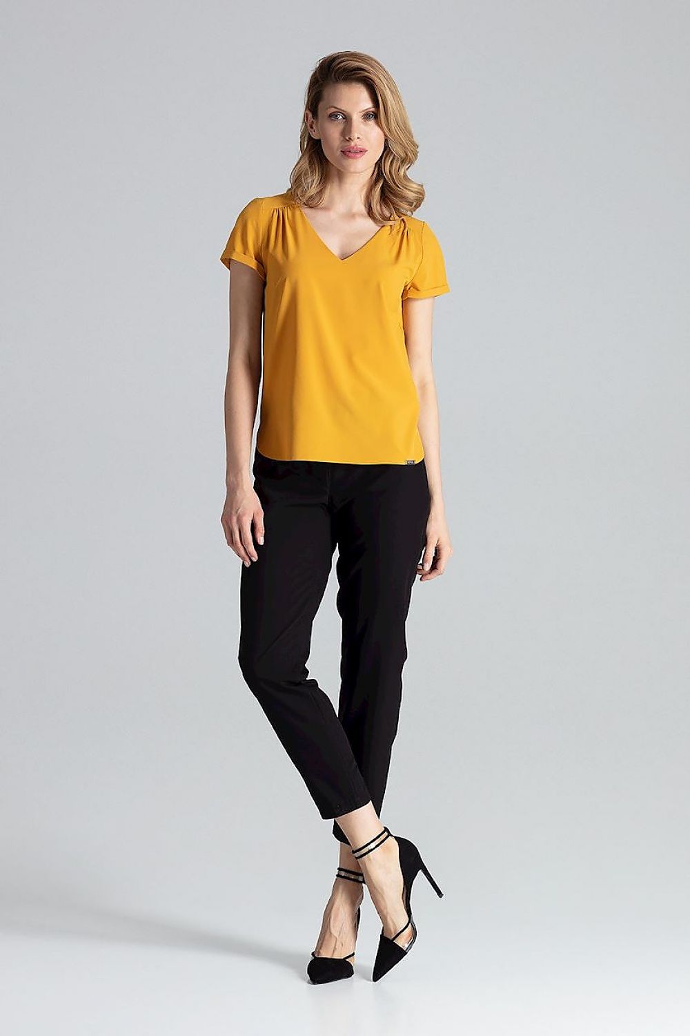  Halenka  model 132479 Figl 