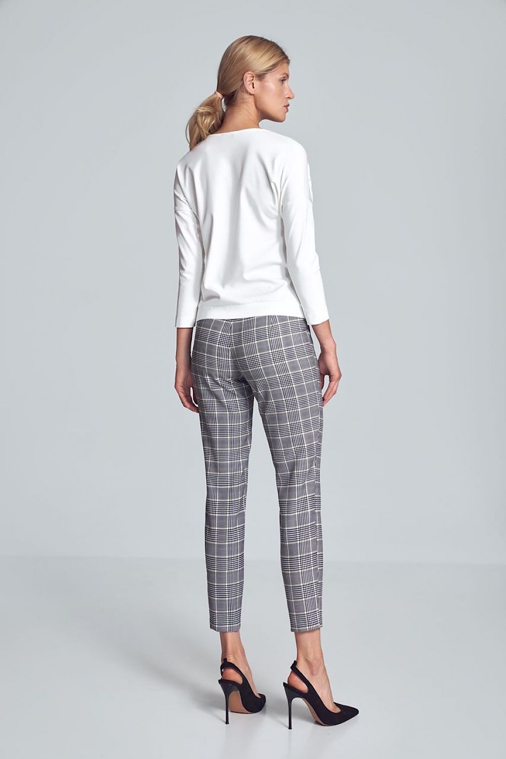  Halenka  model 147908 Figl 