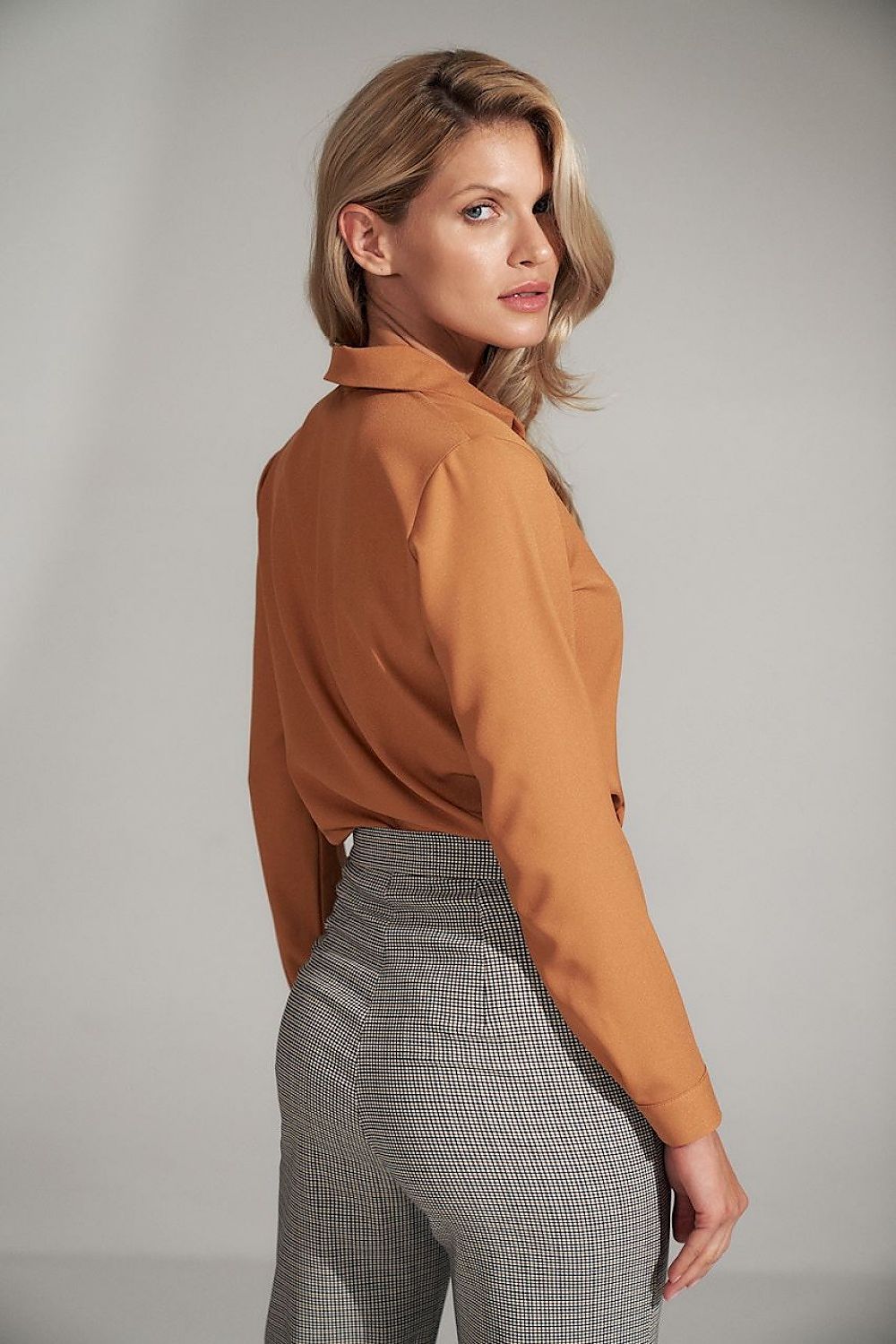  Halenka  model 150431 Figl 