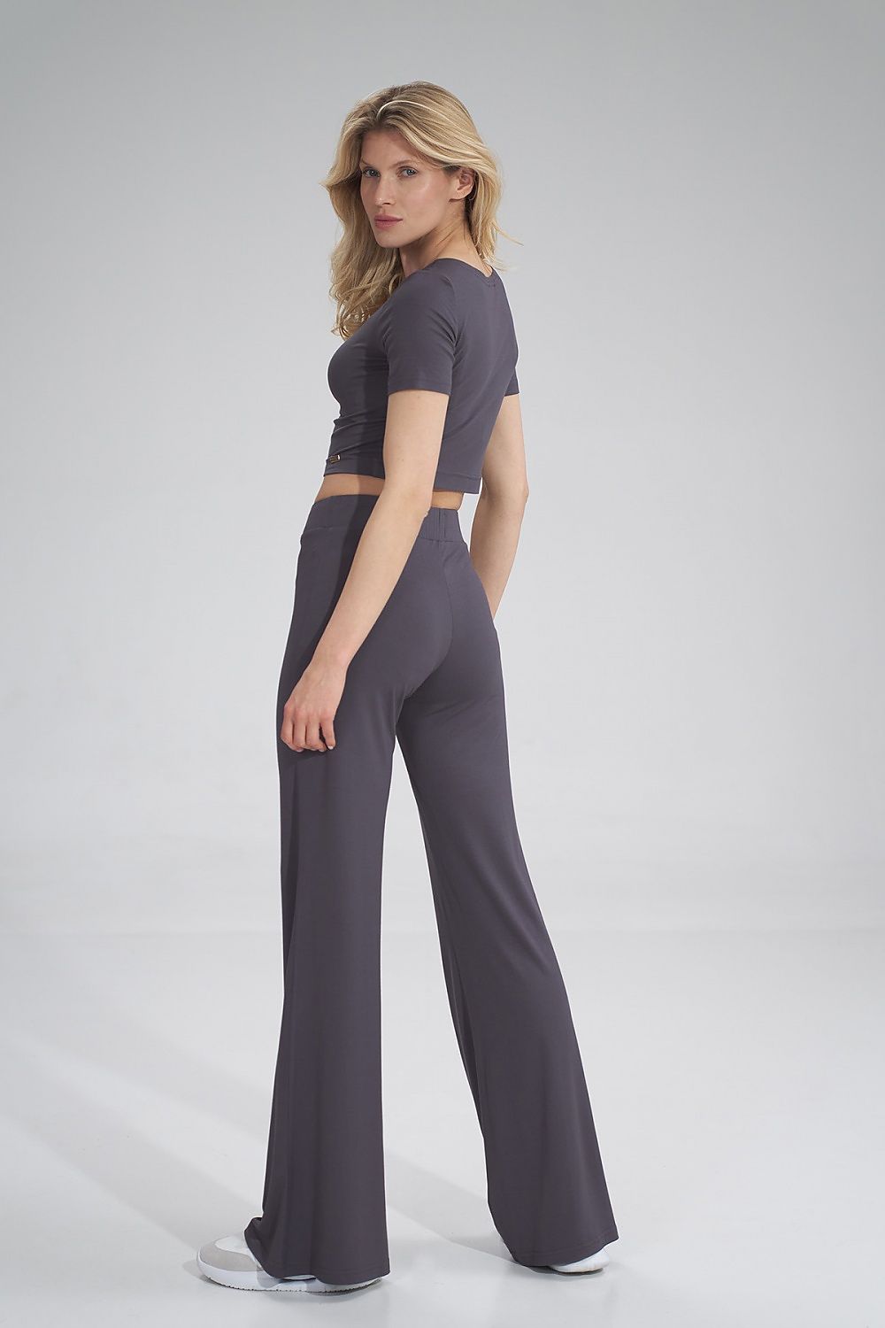 Halenka  model 154698 Figl 