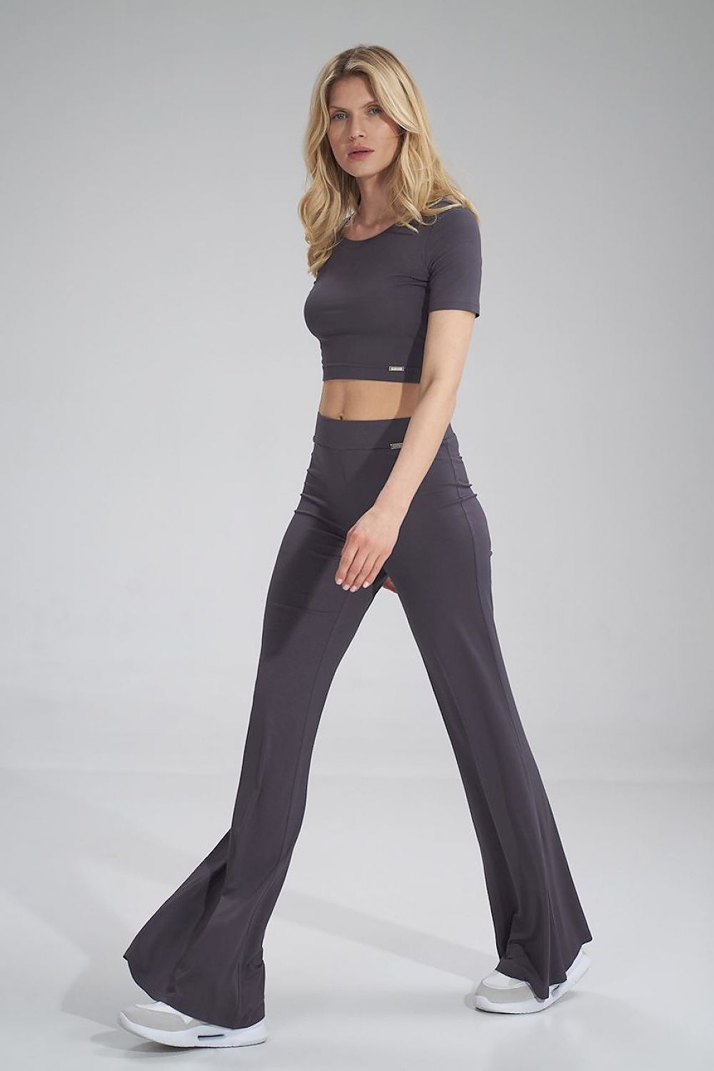  Halenka  model 154698 Figl 