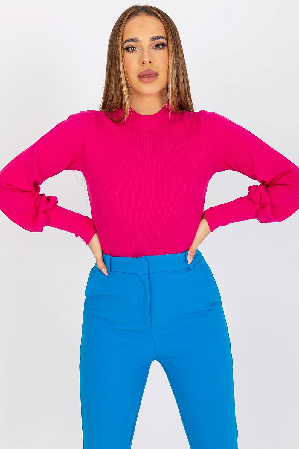  Halenka  model 168196 Rue Paris 