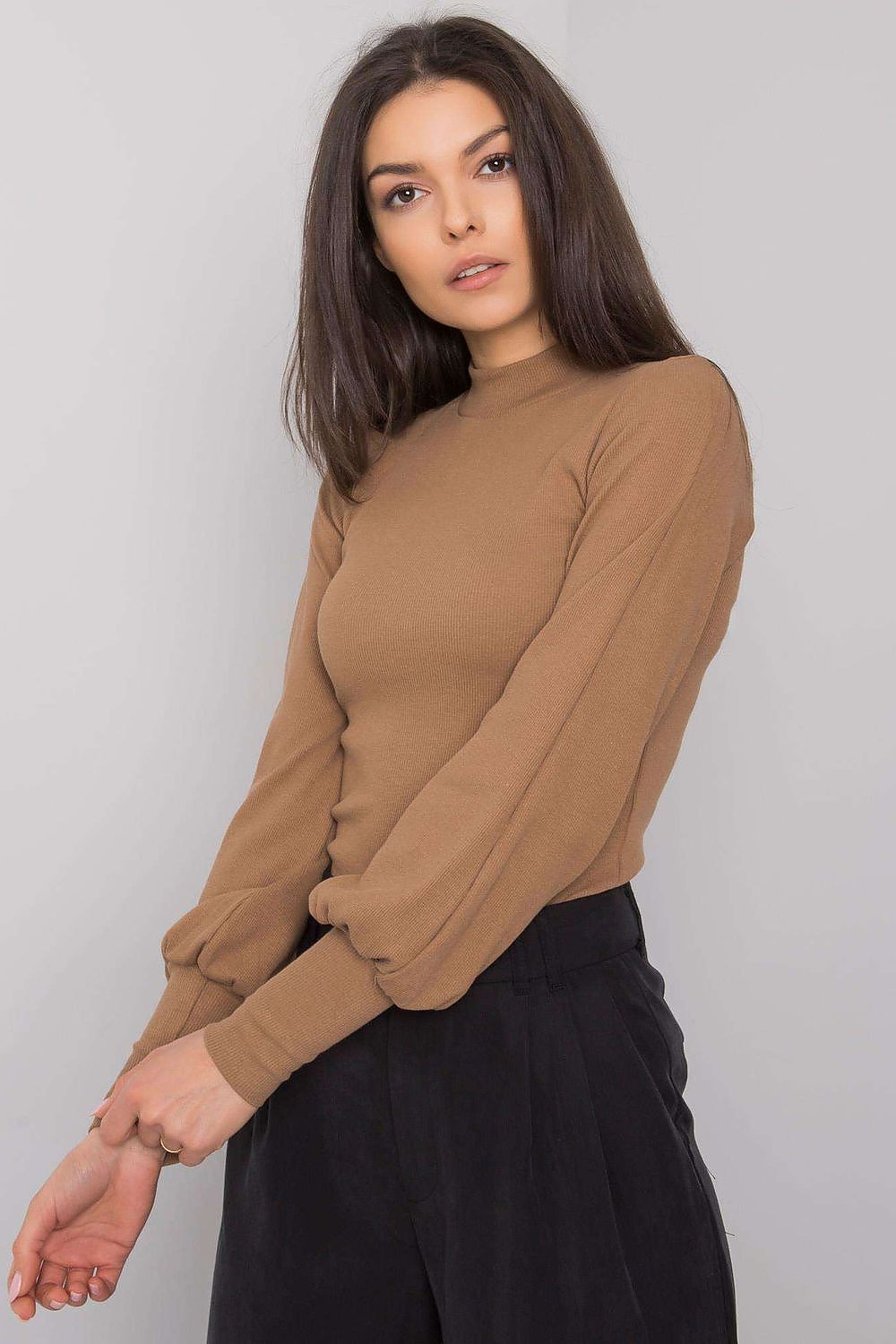  Halenka  model 168198 Rue Paris 