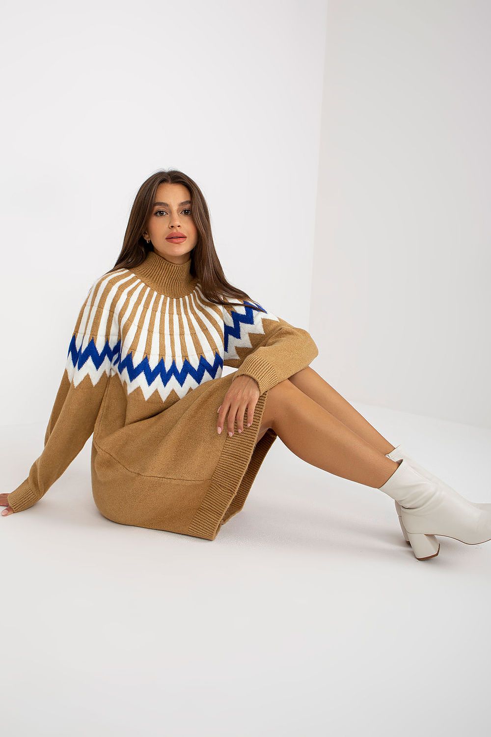  Denní šaty model 170359 Rue Paris 