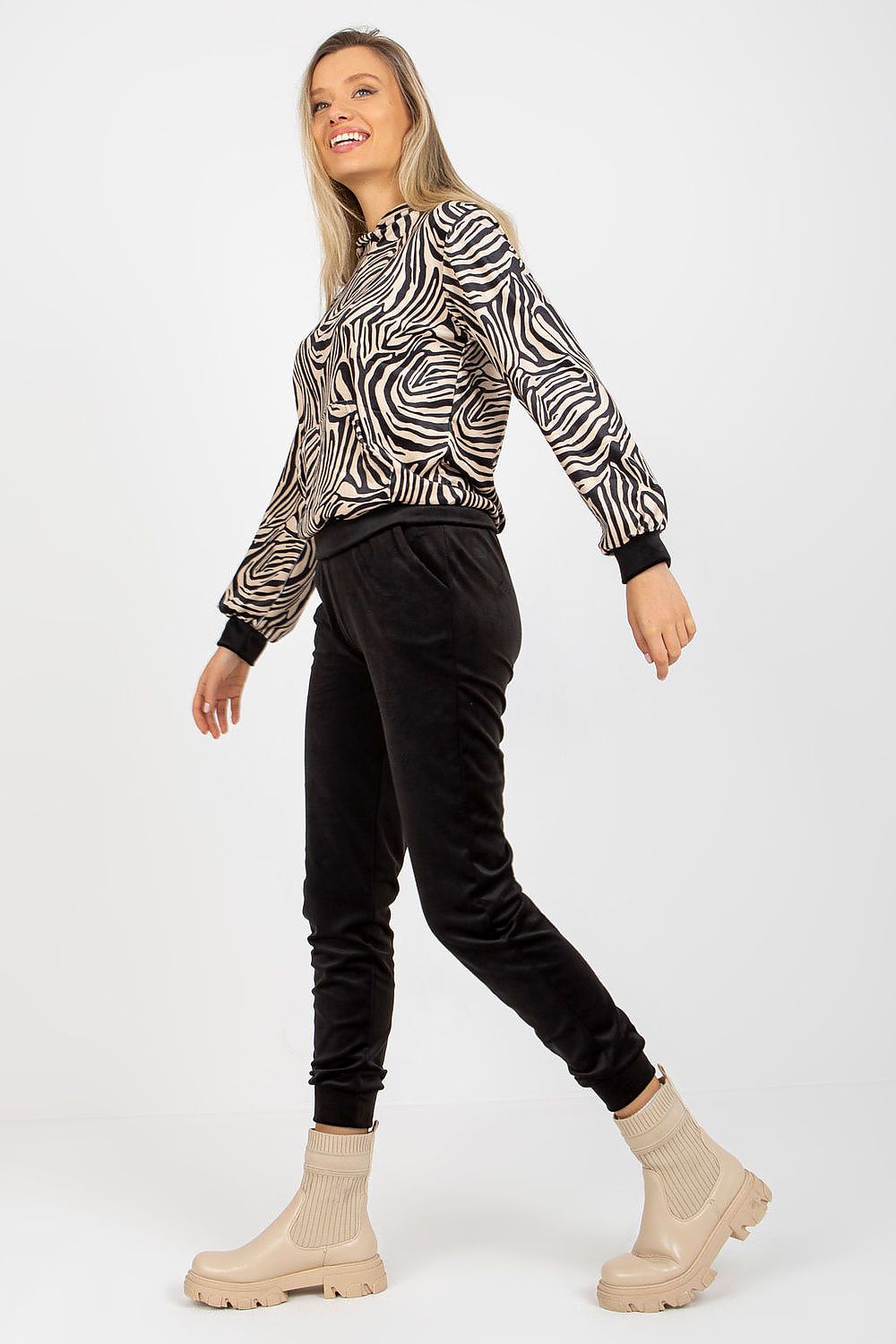  Sada model 173357 Rue Paris 