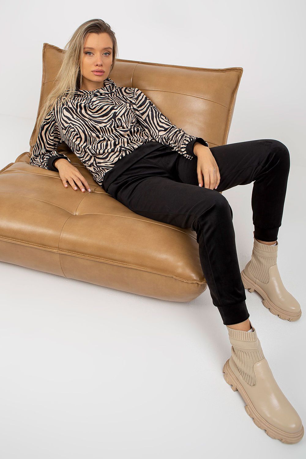  Sada model 173357 Rue Paris 