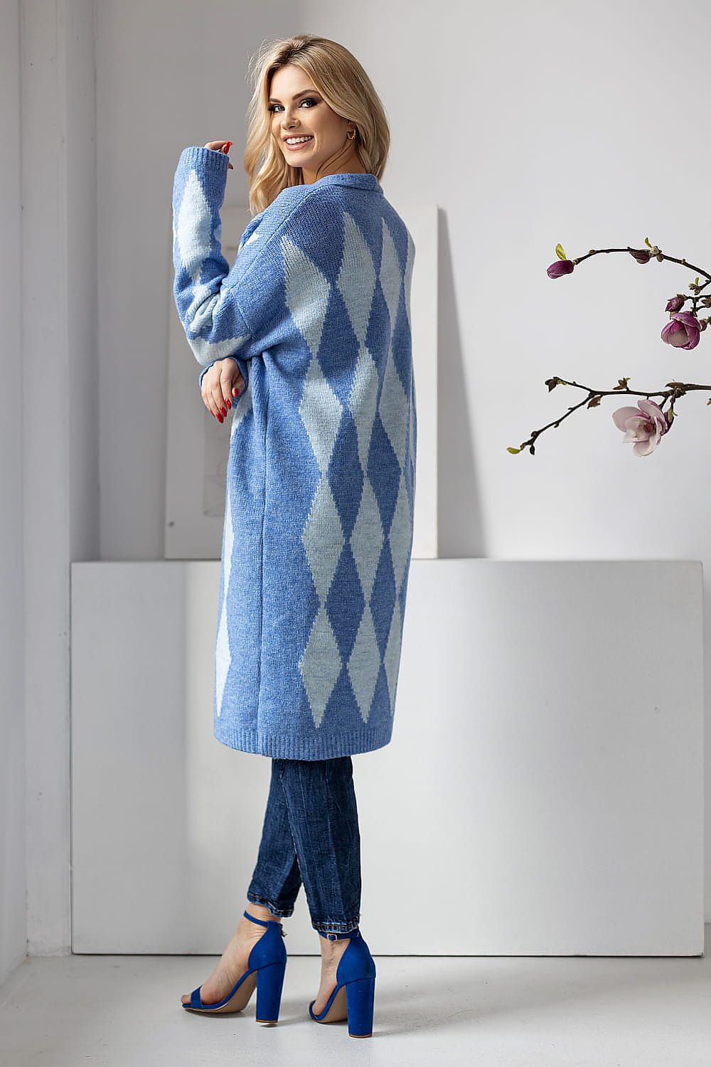  Svetr na zapínání  model 178643 PeeKaBoo 